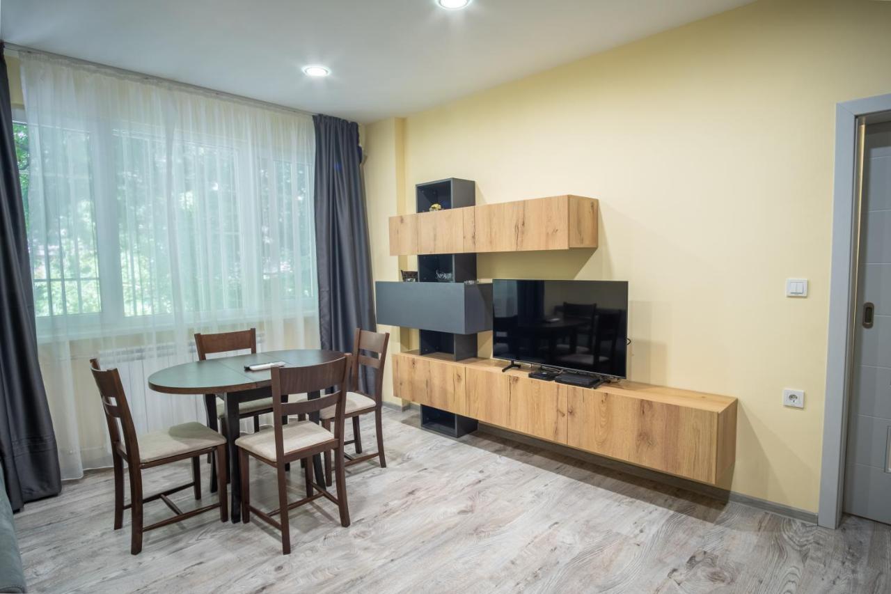 Apartment Yana Ruse Esterno foto